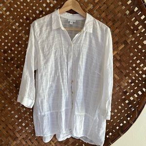 JJill windowpane, white button down blouse, 3/4 sleeve, shell buttons, peplum